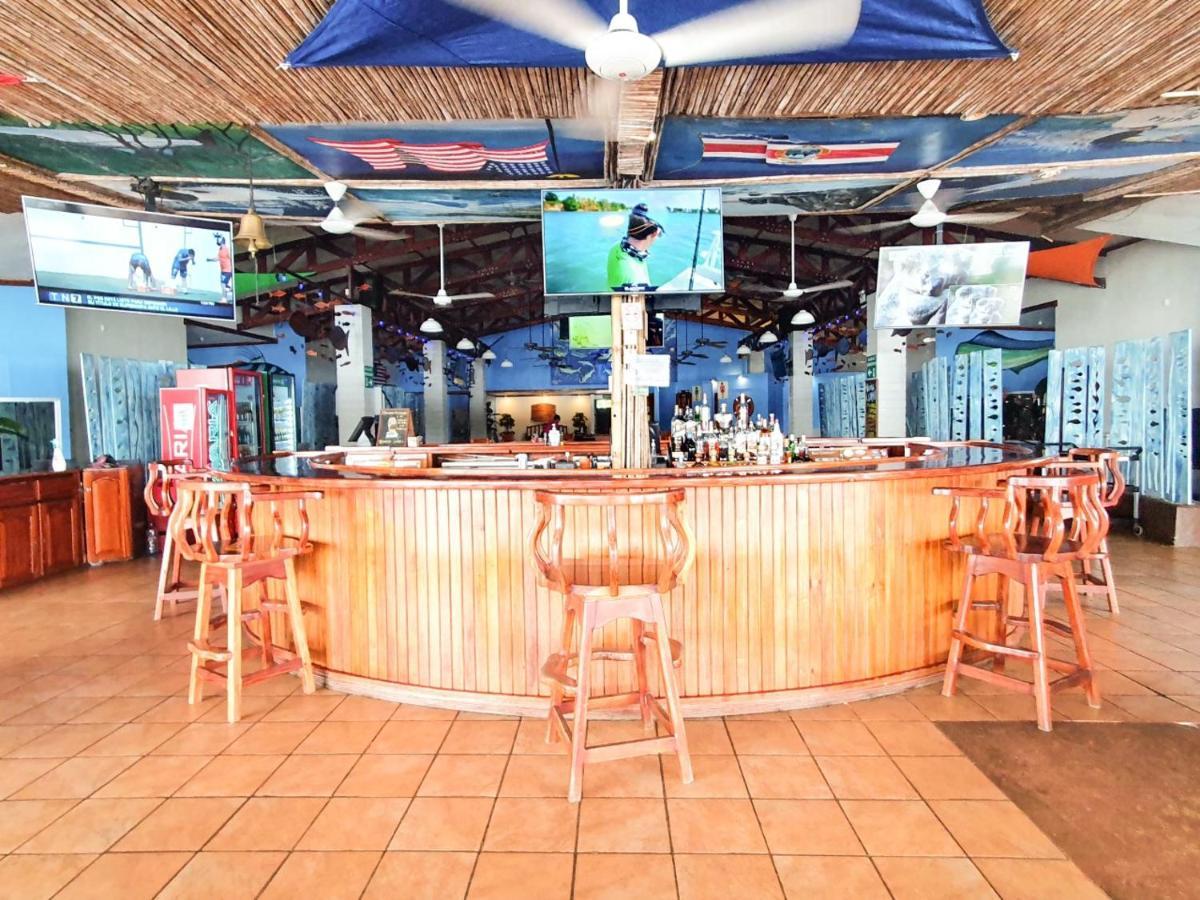 Fish Hook Marina Hotel Гольфито Экстерьер фото