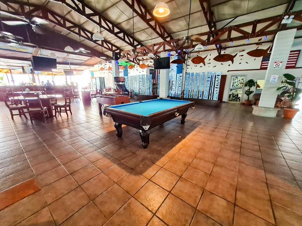 Fish Hook Marina Hotel Гольфито Экстерьер фото